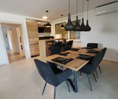 Apartment am Meer, Insel Krk, Malinska, in Strandnähe!