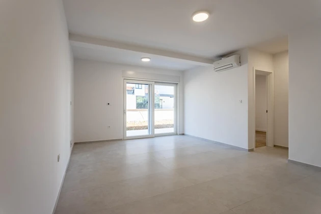 Vodice, nowa inwestycja N1 - A2, nowoczesne mieszkanie na parterze z tarasem, 97,76 m²