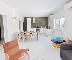 Verkauf eines Hauses mit Pool in Vodice