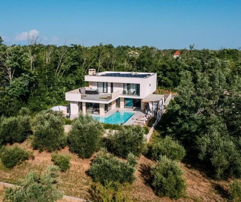 Moderné sídlo neďaleko Zadaru