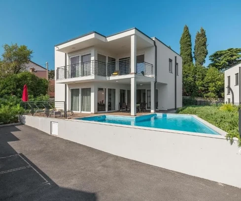 Fantastica casa con piscina sul mare e vista mare, Istria, Medulin