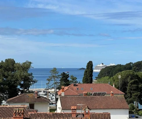 Penthouse à vendre à Rovinj avec vue sur la mer en Croatie