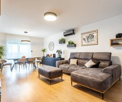 Wohnung mit Panoramablick auf Solin zu verkaufen in Kroatien