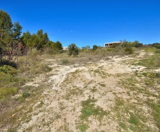 Vodice - Baugrundstück 1457 m², 800 m vom Strand entfernt