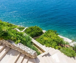 Steinhaus am Meer in der Nähe von Dubrovnik