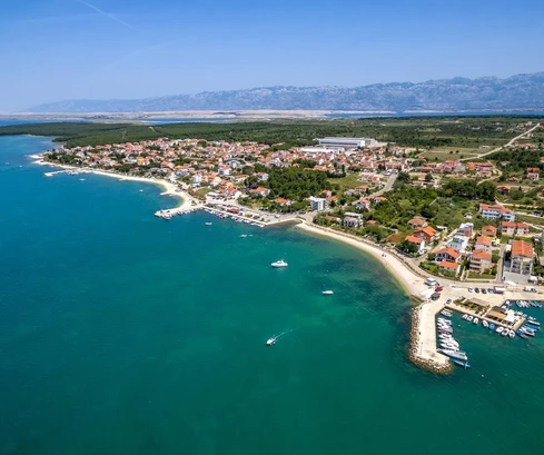 Eladó telek Vrsi 500 m²