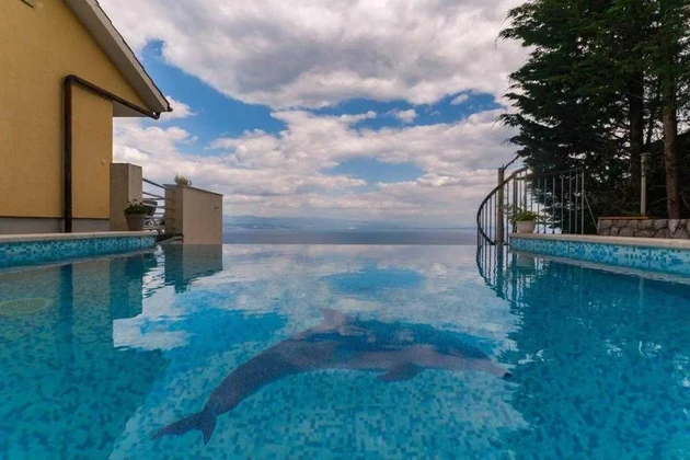 Villa avec vue panoramique sur la mer à vendre en Croatie