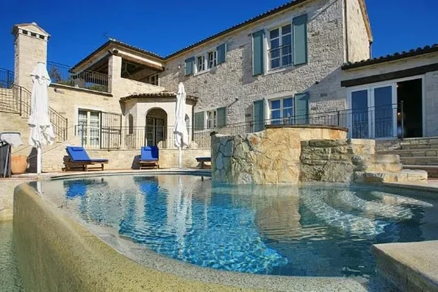 Stone Mansion In Rovinj, Istria