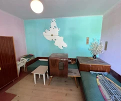 ERDETI KŐHÁZ KERTTEL, CSENDES HELYEN!