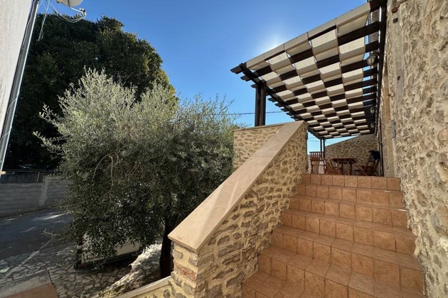 Großzügige Wohnung in einem Steinhaus in Arbanasi zu verkaufen in Kroatien