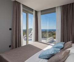 Luksusowa willa z widokiem na morze w Primoštenie na sprzedaż