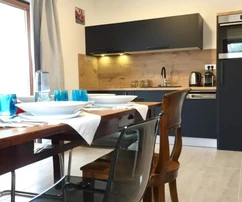 VILLA INDIPENDENTE CON PISCINA E VISTA MARE, IN POSIZIONE TRANQUILLA!