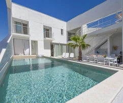 Villa moderne avec piscine à vendre à Sukošan en Croatie