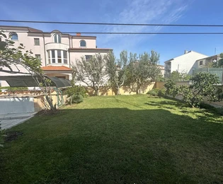 Casa in vendita a Štinjan con vista sulle Isole Brioni in Croazia