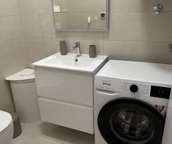 Ugljan luxury three-room apartment with garden, shared pool, and summer kitchen