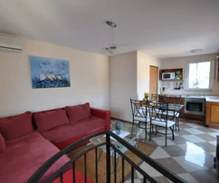 ESCLUSIVA VILLA IN PIETRA CON VISTA MARE PANORAMICA, A 20 M DALLA SPIAGGIA!
