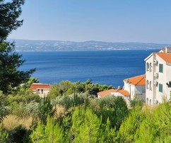 Superbe terrain en bord de mer à vendre sur la Riviera d'Omis