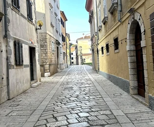 Istria, Poreč - encantador apartamento en el casco antiguo con dos unidades residenciales