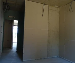 Penthouse s vlastnou studňou a terasami na predaj v Lovrane v Chorvátsku