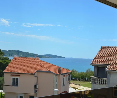 Vodice - Apartamento de lujo S7, 97,52 m², ascensor, vista al mar, a 50 m de Plava plaža
