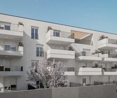 Čiovo, Okrug.G., 2-Zimmer-Wohnung 99m2, zwei Balkone, Garagenstellplatz