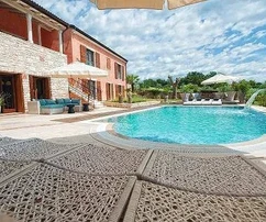Isztria, Rovinj – Fenséges villa tágas telekkel