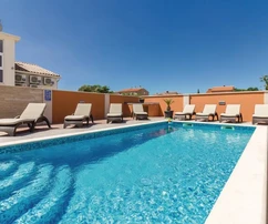 Krásná moderní vila s bazénem, Istrie, Pula