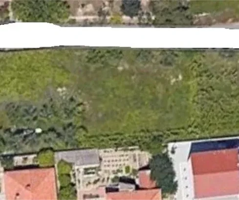 Trogir, terreno edificabile 2813 m2, ottima posizione, vicino al mare