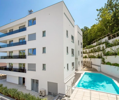 Großzügige Wohnung in Opatija mit Panoramablick zu verkaufen in Kroatien