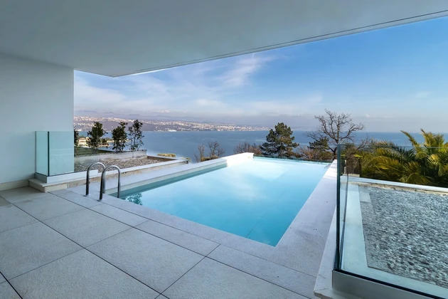 Apartamento de lujo con piscina en venta en Opatija, Croacia