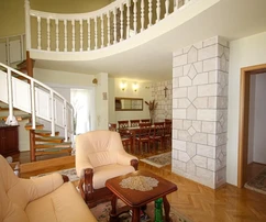 Prodej domu Kaštel Lukšić 320 m2