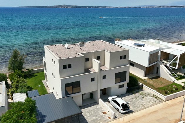 Exclusive semi-detached villa for sale near Zadar