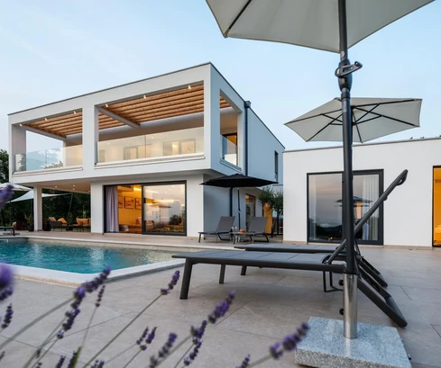 Labin, Santalezi - Villa de lujo con wellness, piscina climatizada, gimnasio - ubicación tranquila