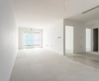 Čiovo, Okrug Gornji, dvosoban stan s krovnom terasom i predivnim pogledom