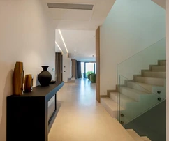 Villa de luxe à vendre à Baška Voda à quelques pas de la mer en Croatie