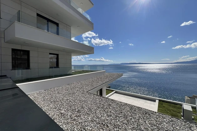 Rijeka, Pecine, nueva inversión, apartamento de lujo de cuatro habitaciones, 200,29 m², primera línea al mar