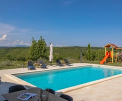 Luxury Villa in the Heart of Istria – Privacy, Elegance & Mediterranean Charm