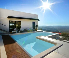 Klis above Split, villa with pool, garage, guest house with sea view