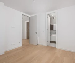 APARTAMENTO EXCLUSIVO EN UNA UBICACIÓN ATRACTIVA, A 500 M DE LA PLAYA.