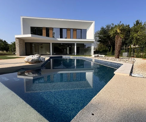 Villa di lusso con piscina e campo sportivo in vendita in Croazia