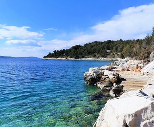 Terreno agricolo sul mare dell'isola di Brac in vendita