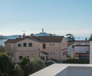 Appartamento in vendita a Rovigno disposto su due livelli in Croazia