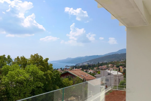 Opatija privé, appartement exclusif de quatre pièces 139 m², piscine, salle de sport