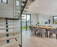 NEW URBAN VILLA WITH POOL AND SEA VIEW, IN A QUIET LOCATION!