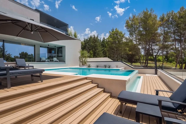 Villa de luxe avec vue panoramique à Diklo