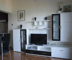 Dom z basenem na sprzedaż w pierwszej linii brzegowej na Korčuli w Chorwacji