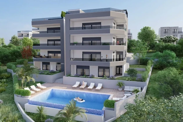 Split, Slatine, cómodo apartamento de 2 dormitorios, 117 m2, vistas abiertas al mar, piscina