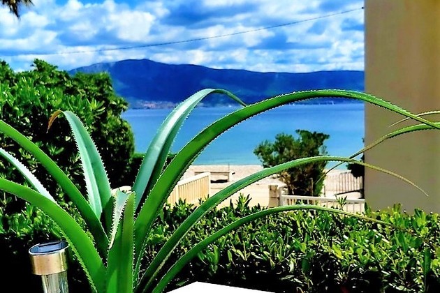 Luxusvilla mit Pool und direktem Zugang zum Meer auf Čiovo