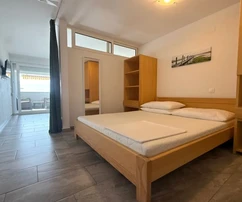 Dva apartmány v tichej lokalite, 1000 m od mora!