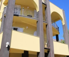 Villa in Vodice in Meeresnähe zu verkaufen in Kroatien